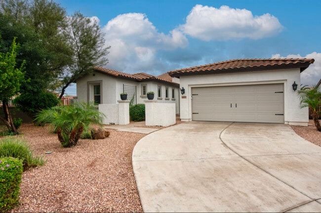 Building Photo - 14873 Luna Cir