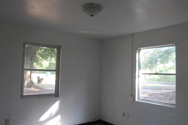 Photo - 1118 W Gordon Ave