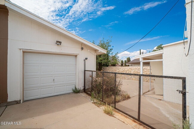 Photo - 3425 Hickman St Townhome