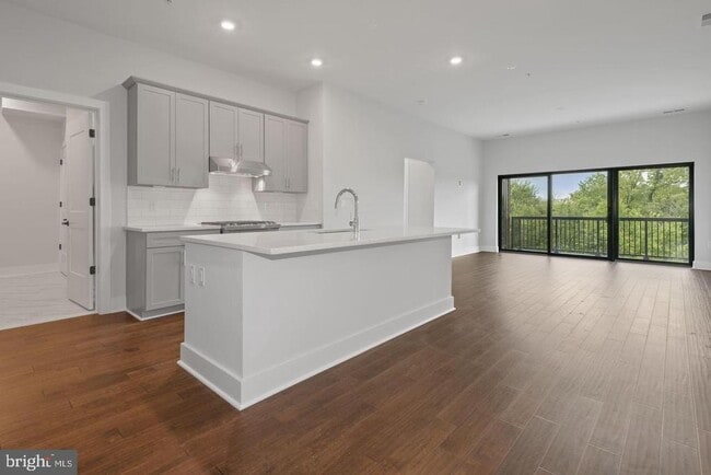 Photo - 44691 Wellfleet Dr Unit 308