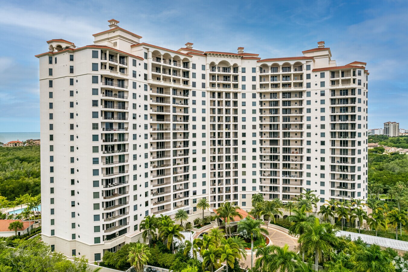 7575 Pelican Bay Blvd - Montenero at Pelican Bay Apartments