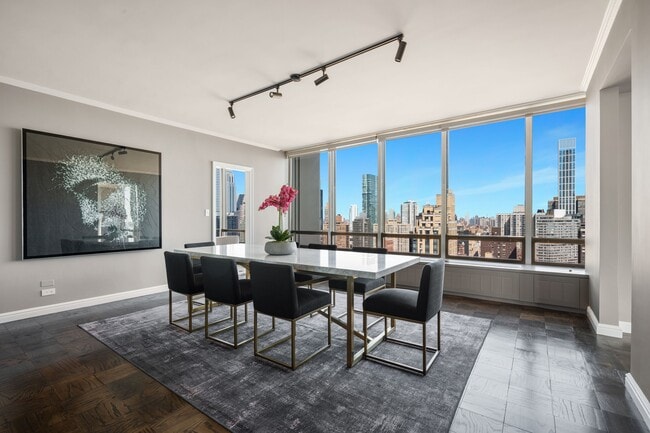 Photo - 860 United Nations Plaza