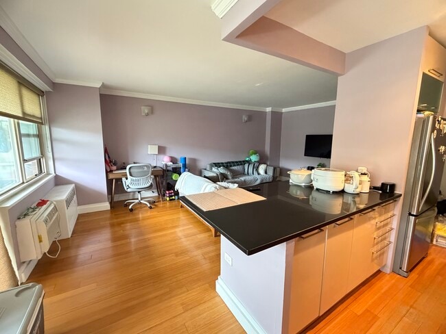 Photo - 200 Cozine Ave Unit 4K