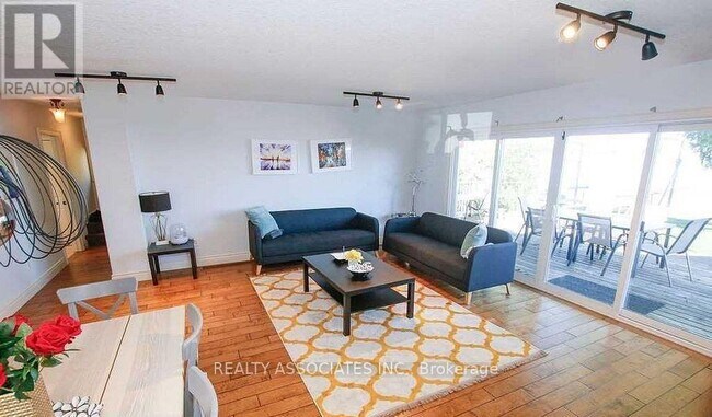 Photo - 1737 Cedar Grove Ave