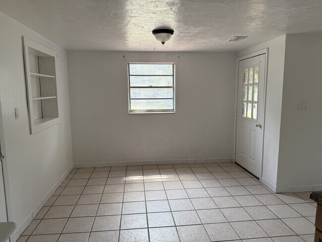 Photo - 1110 NW 17th Ave