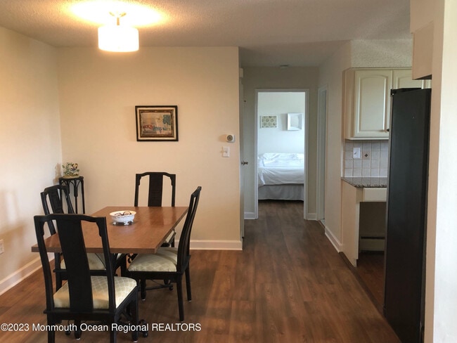 Photo - 6 Wharfside Dr