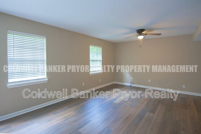 Photo - 5824 Moody Sawyer Rd