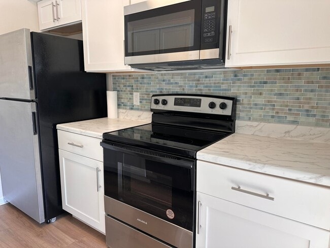 Photo - 815 W Boynton Beach Blvd