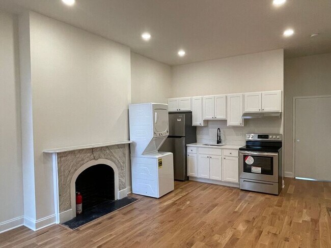 Photo - 811 Park Ave