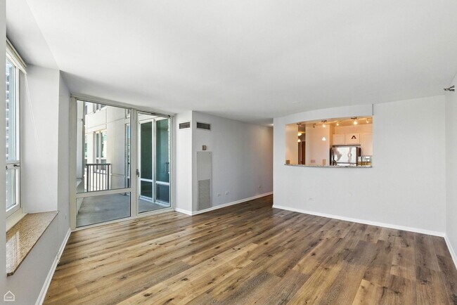 345 N LaSalle St Unit 2602