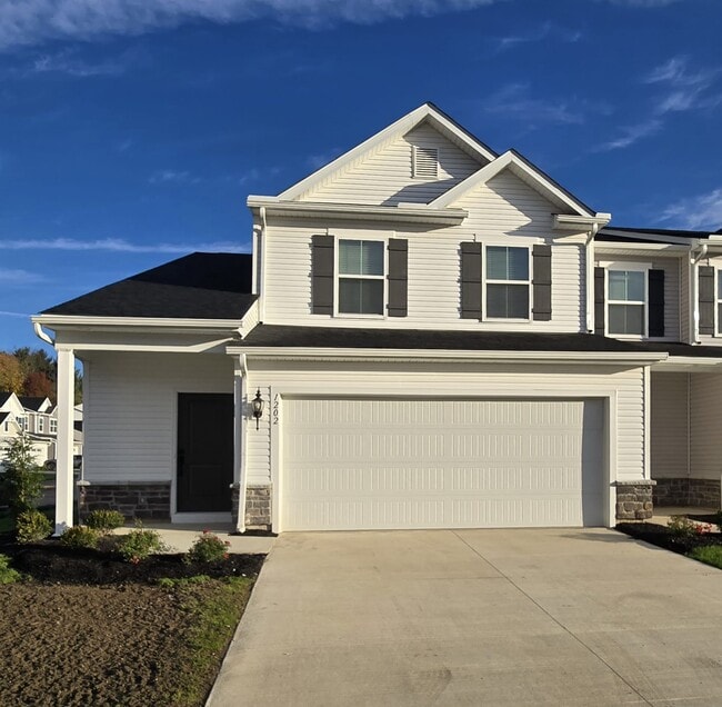 Building Photo - 1202 Ayla Ave