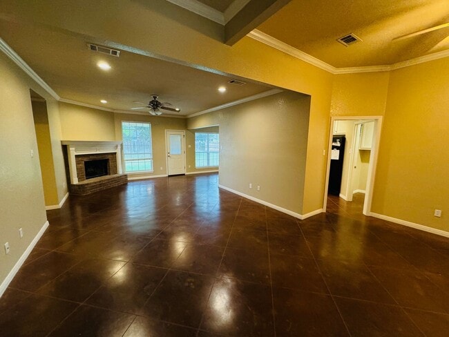 Photo - Beautiful China Spring Home