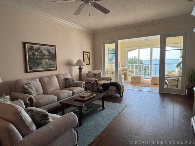 Photo - 29 Harbour Isle Dr W Unit 304