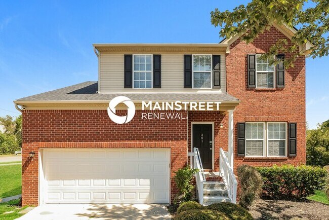 Building Photo - 4 Bedroom Pet-Friendly Home in Nashville, TN with Main Street Renewal