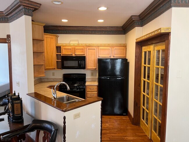 Photo - 906 S 5th St Unidad 201