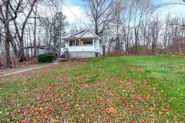 Photo - 679 Euclid Ave