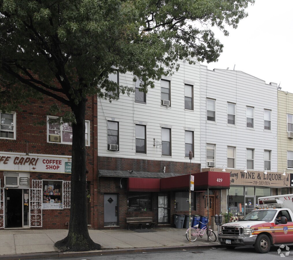 Photo - 429 Graham Ave