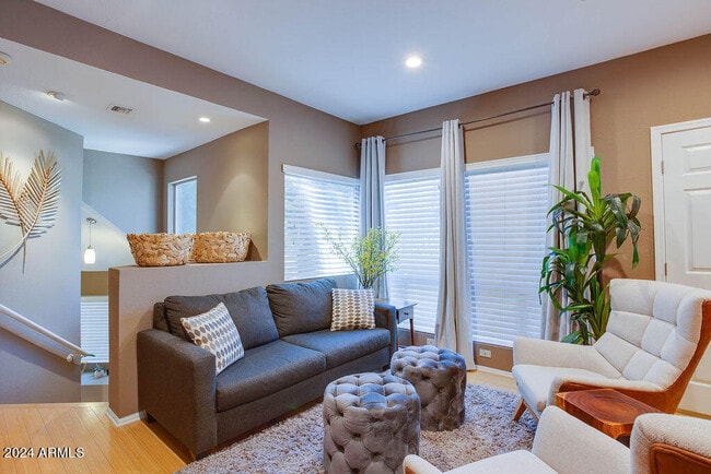 Photo - 101 N 7th St Unidad 281