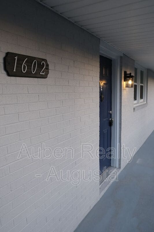 Photo - 1602 Johns Rd