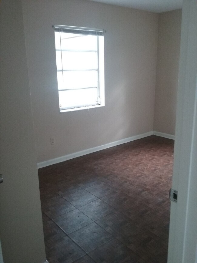 Photo - 3 Bed 1 Bath Home | Pet Friendly | Washer ...
