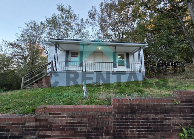 Photo - 721 Davis St