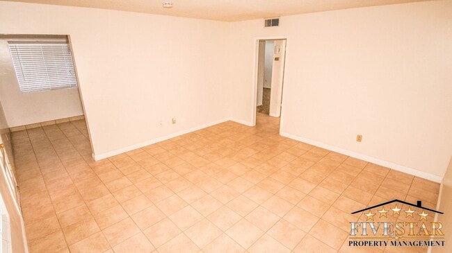 Photo - 2700 Ashe Rd Unit Apt B