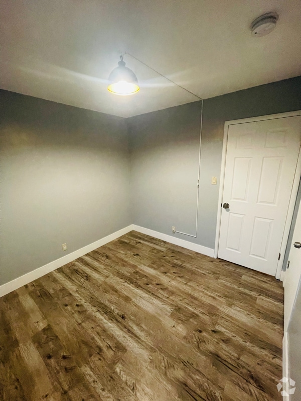 Building Photo - 6848 Sutter Ave Rental