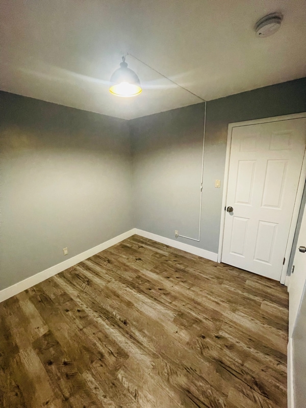 Photo - 6848 Sutter Ave