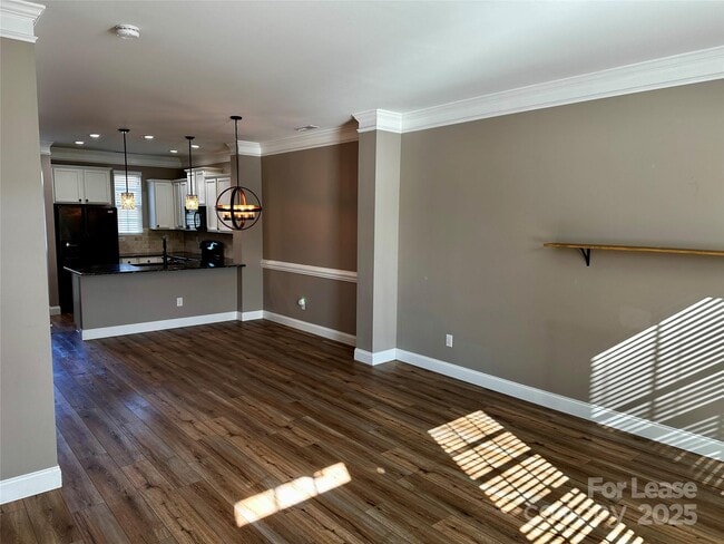 Photo - 15808 Sharon Dale Dr