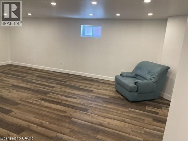 Photo - 255 E 34th St