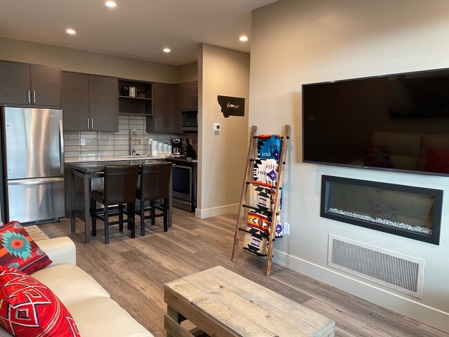 Photo - 31 Highnoon Way