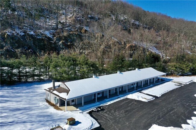 Photo - 1030 Federal Rd