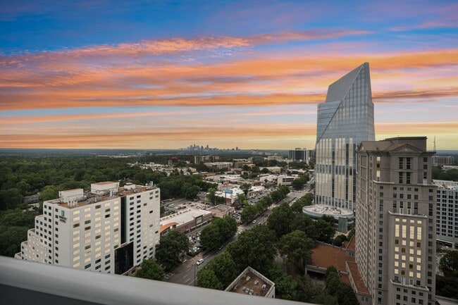 Photo - High-rise Luxury 1 Bedroom Buckhead Condo, Skyline Views of Atlanta!