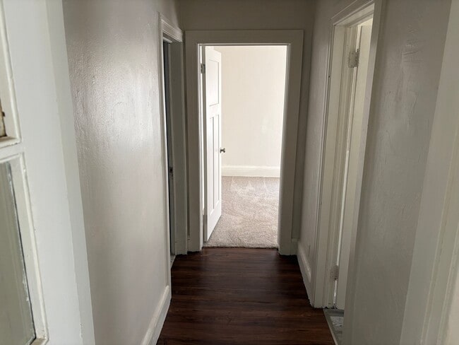Photo - 1525 W 15th St