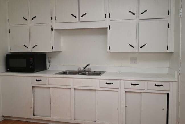 Photo - 1512 Parkdale Dr