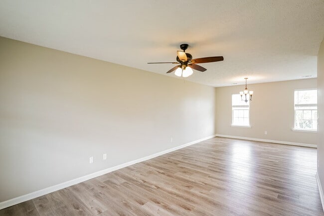Photo - 1021 Tammy Sue Ln
