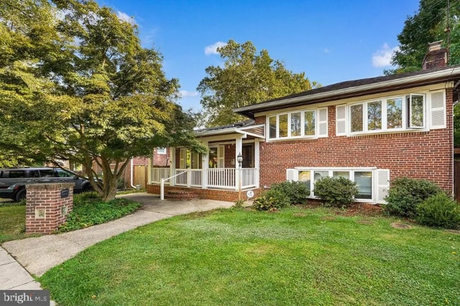 Building Photo - 5110 Flanders Ave