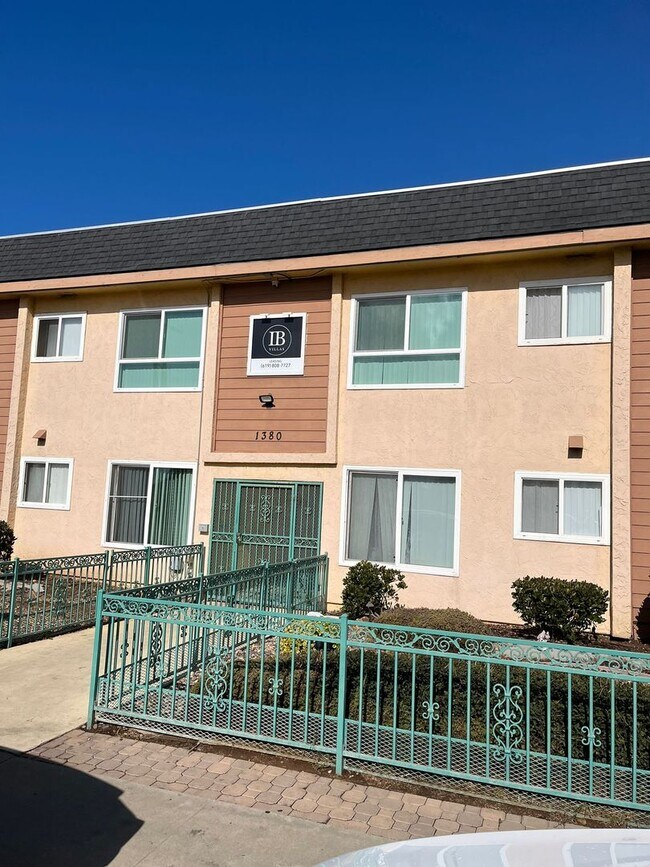 IB VILLAS II