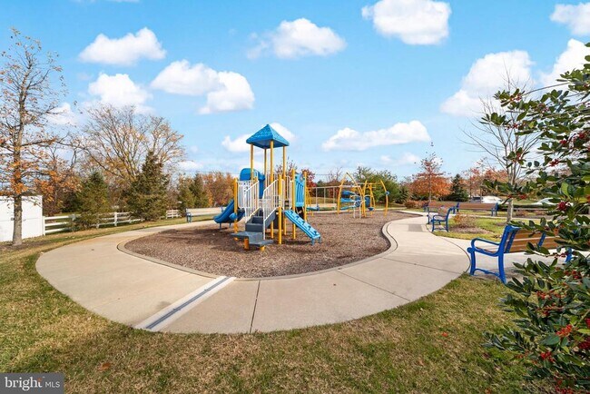 Photo - 42 Sundance Dr