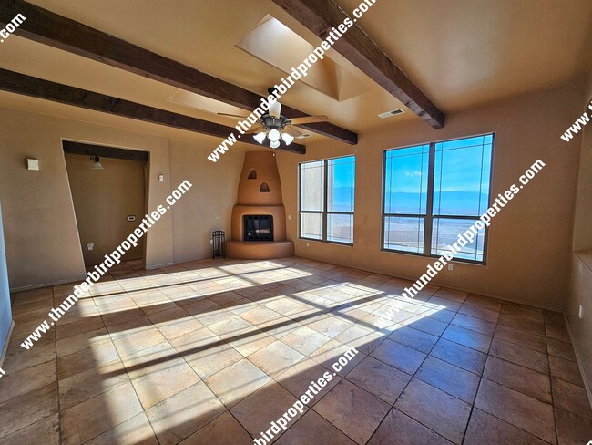 Photo - 4 bedrooms, 3 baths, single  story  on  We... House