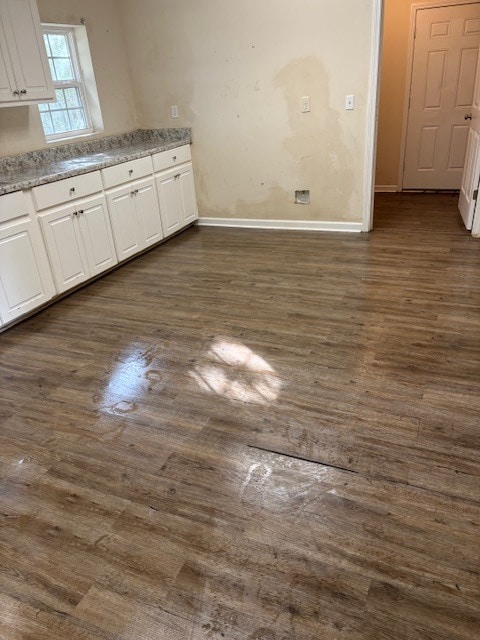 Building Photo - 1116 S State Hwy 605