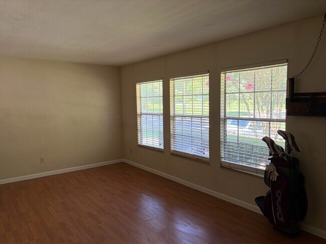 Photo - 1301 Bonnie Dr