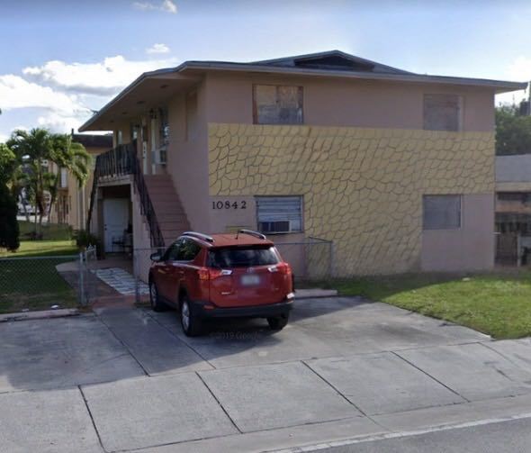 Photo - 10842 SW 4th St (Miami, FL)