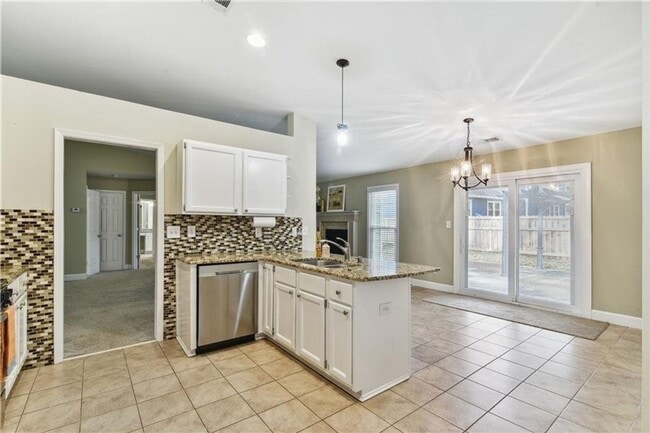 Photo - 4660 Hanstedt Trce