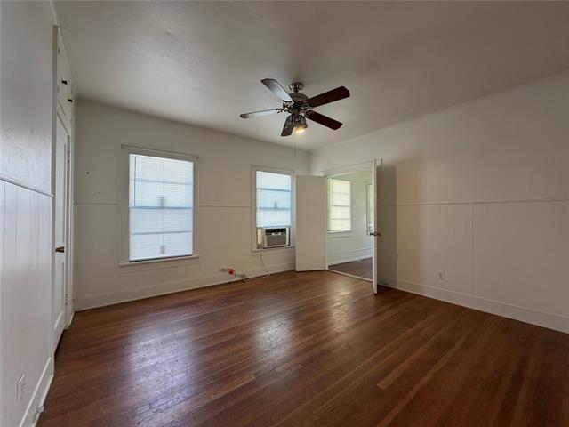 Photo - 708 College St