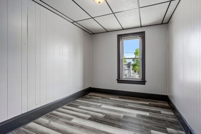 Photo - 300 Sherry St Unidad 403 Isabella Street