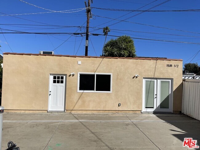 Building Photo - 1538 S Durango Ave Rental