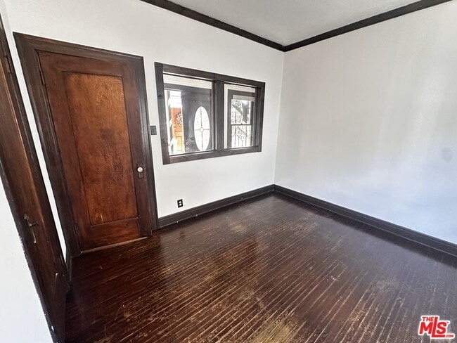 Photo - 156 N Kenmore Ave