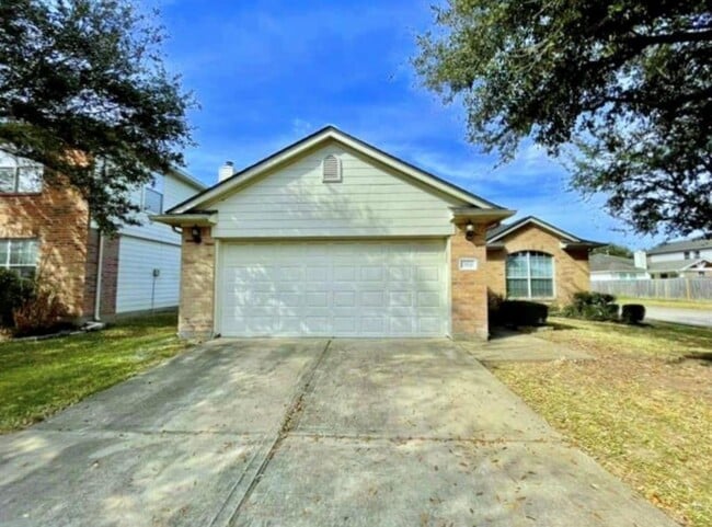 Photo - 19830 Byron Meadows Dr House