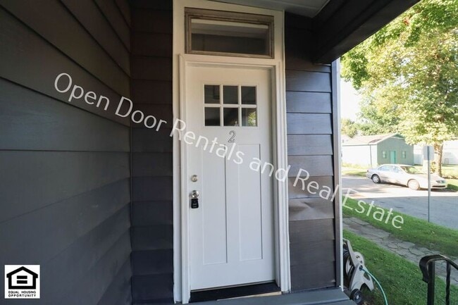 Photo - 729 Columbia Ave